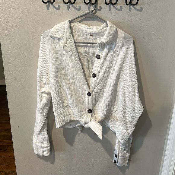 Free People Tops - Free People | White Button Down With Brown Buttons And A Knot 🌊